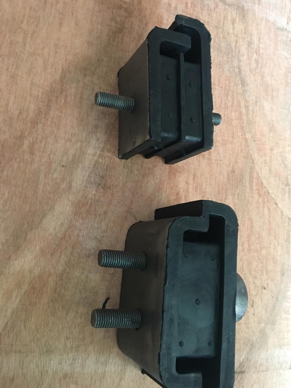 Soporte de motor Isuzu 6BG1 en Zaxis 200