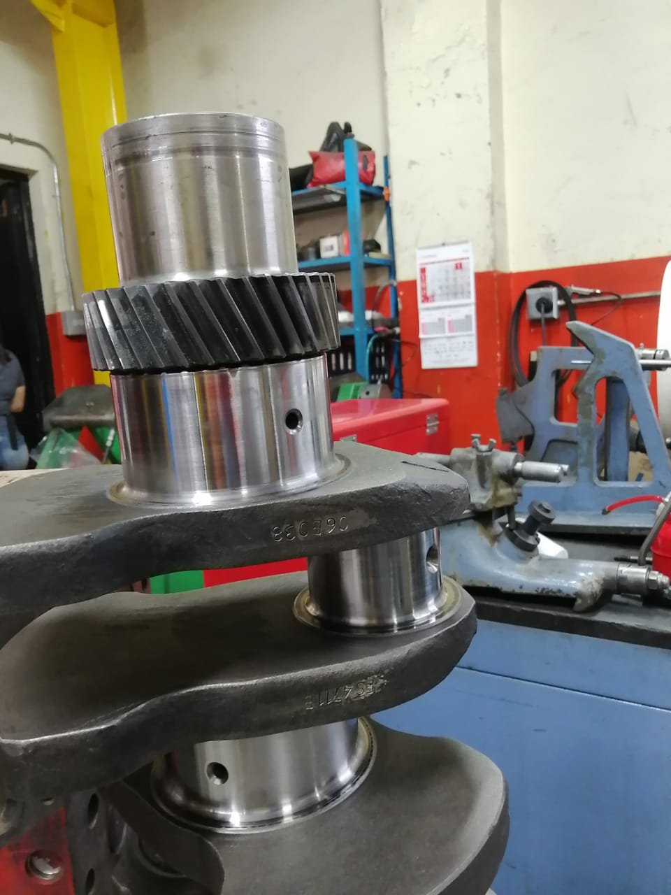 Cigüeñal motor Cummins 350-400, foto 5