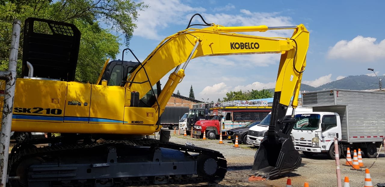 Kobelco SK210 Mark 8, foto 19
