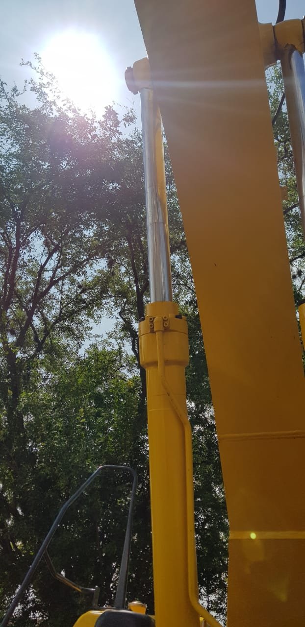 Kobelco SK210 Mark 8, foto 11