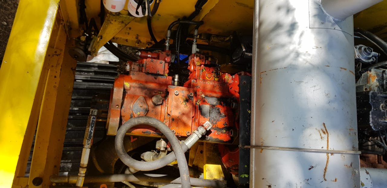 Kobelco SK210 Mark 8, foto 16