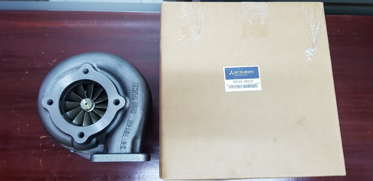 Turbo motor Isuzu 6SD1 – Hitachi EX300