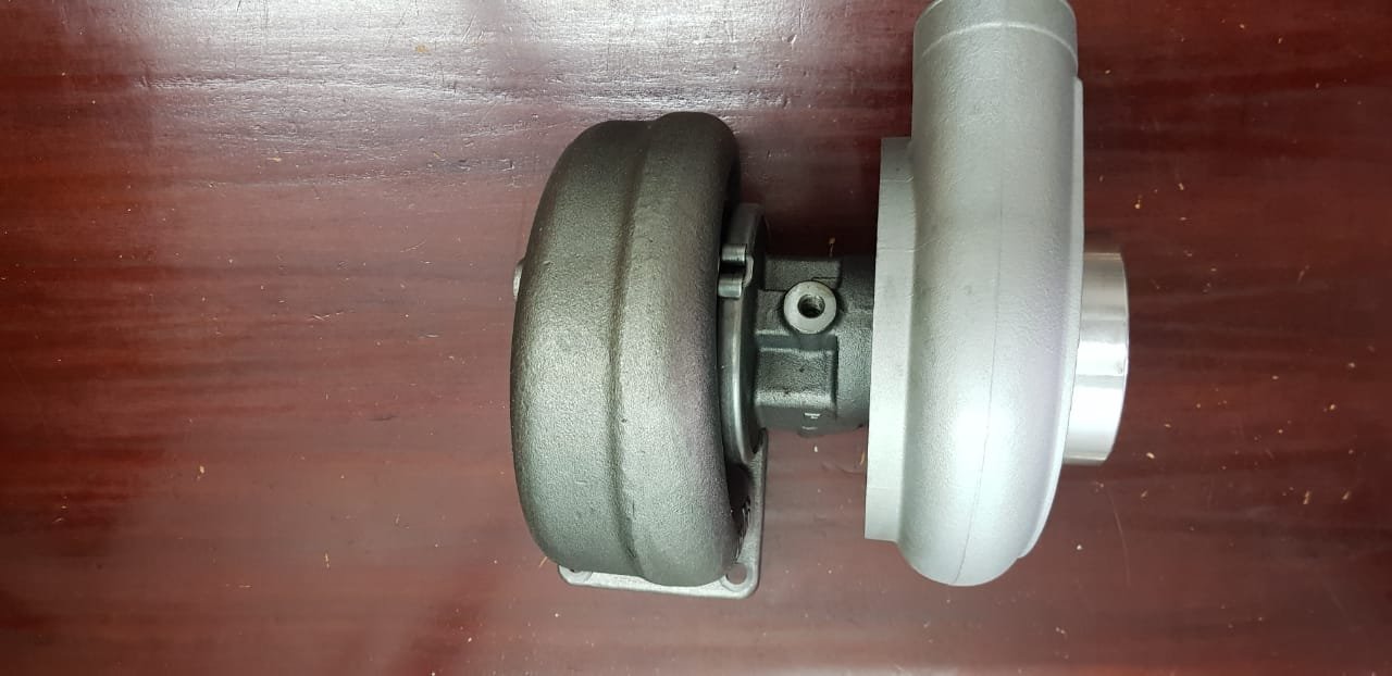 Turbo motor Isuzu 6SD1 – Hitachi EX300, foto 2
