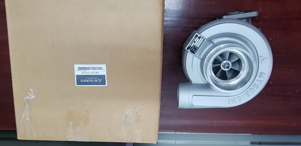 Turbo motor Isuzu 6SD1 – Hitachi EX300, foto 7