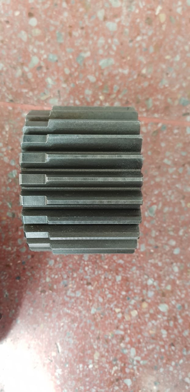 Carrier inferior – Motor de giro – Case 130