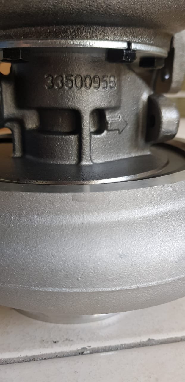 Turbo sin Valvula – Motor Cummins 6CT – HX40, foto 2
