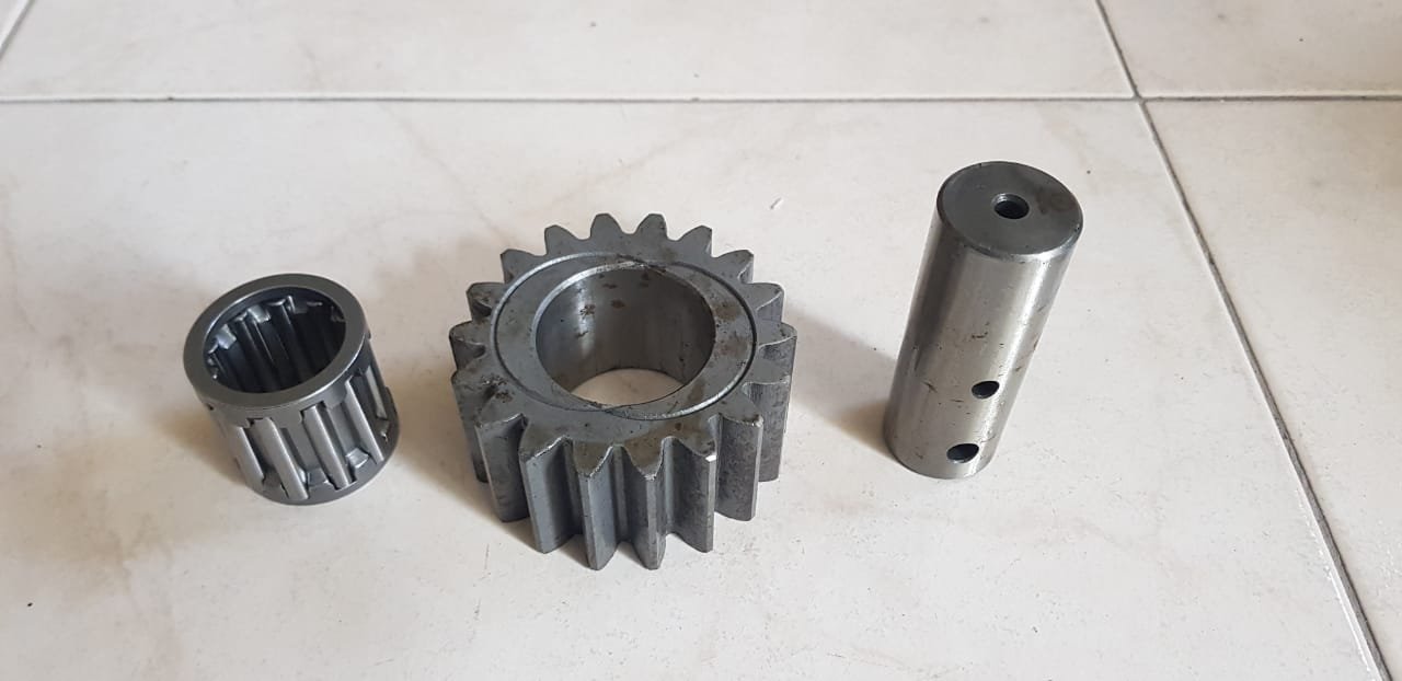 Kit piñon planetario carrier inferior – Reductor de giro – Excavadora kobelco SK200-3-4, foto 2