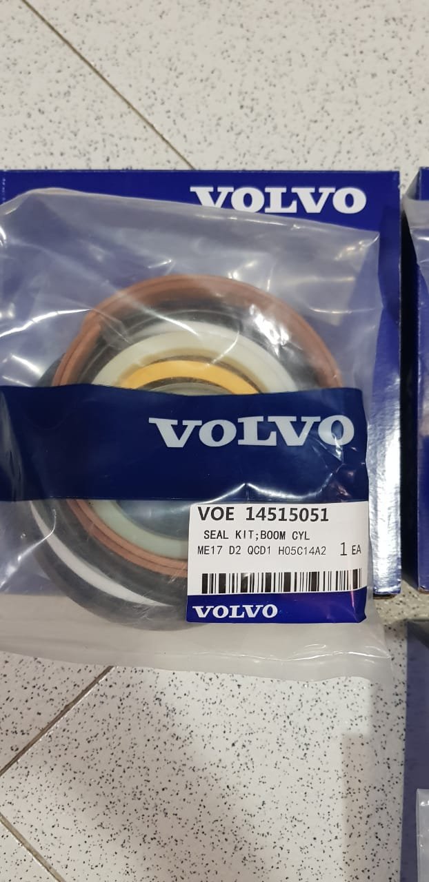 Empaquetadura de cilindros (gatos) excavadora Volvo EC210B – arrastre, balde – mellizos, foto 2