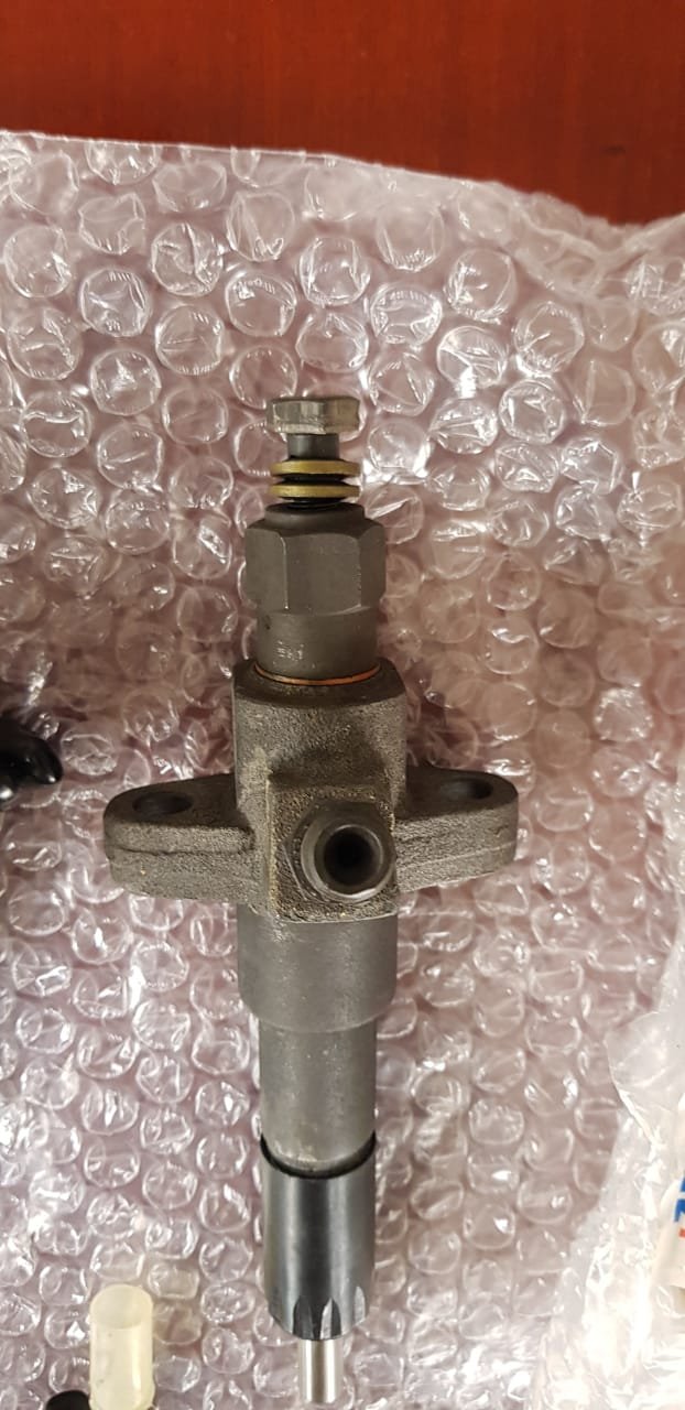 Inyectores motor Isuzu 6BG1, foto 3
