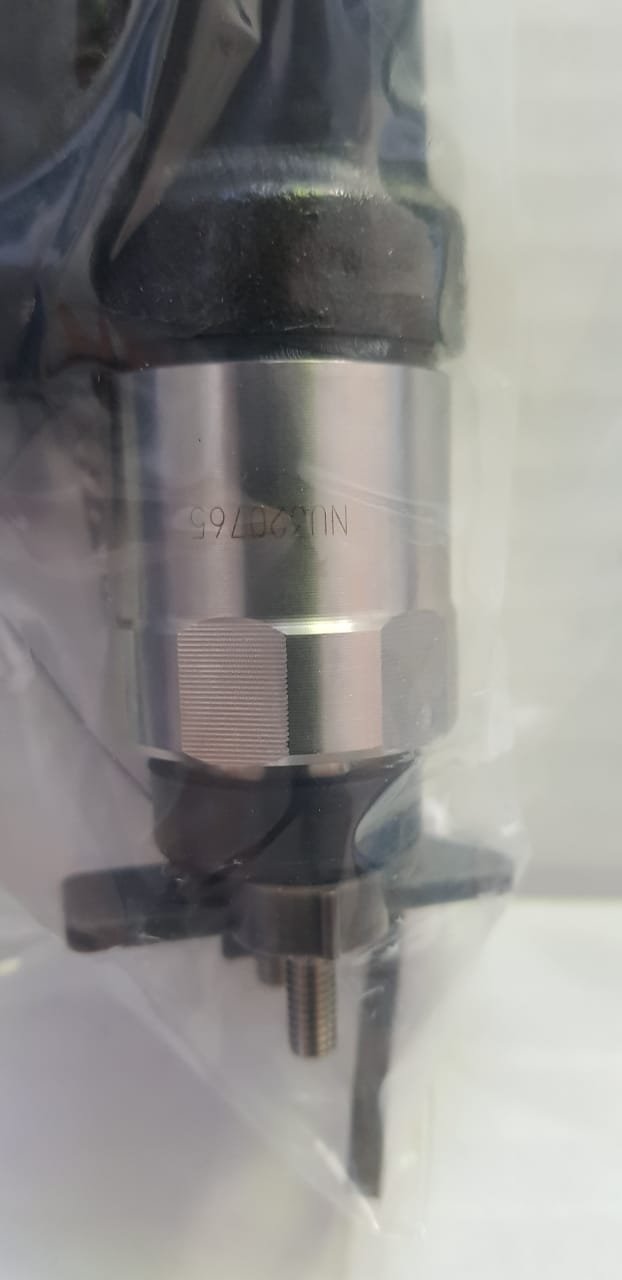 Inyector de combustible motor Isuzu 4HK1, foto 7