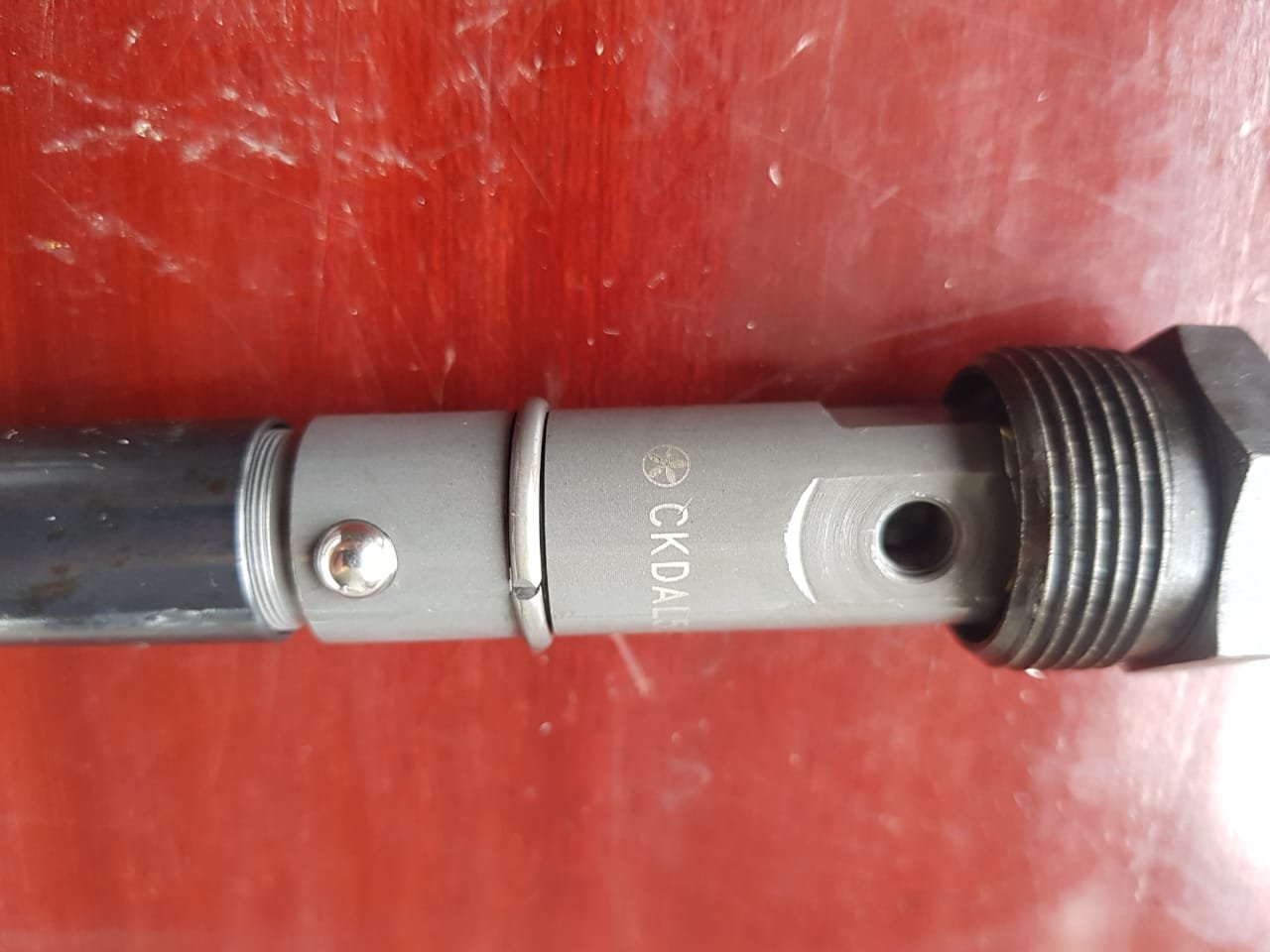 Inyector Motor Cummins 6BT5.9 Excavadora Kobelco SK200-3-4 Liugong 922 Hyundai R210-7, foto 5