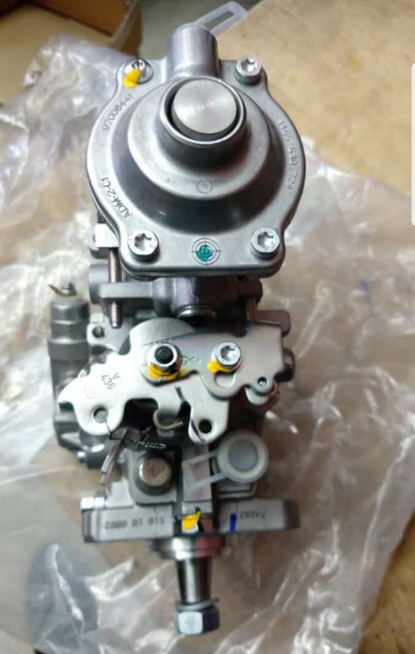Bomba de inyeccion Cummins Iveco CNH excavadora Kobelco SK210-8, foto 2