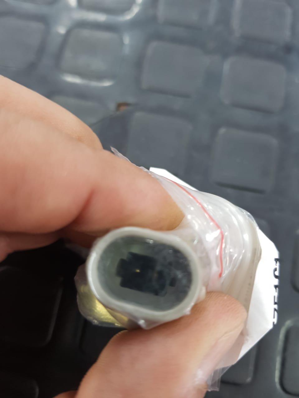Sensor temperatura – motor Cummins ISX ISM, foto 3