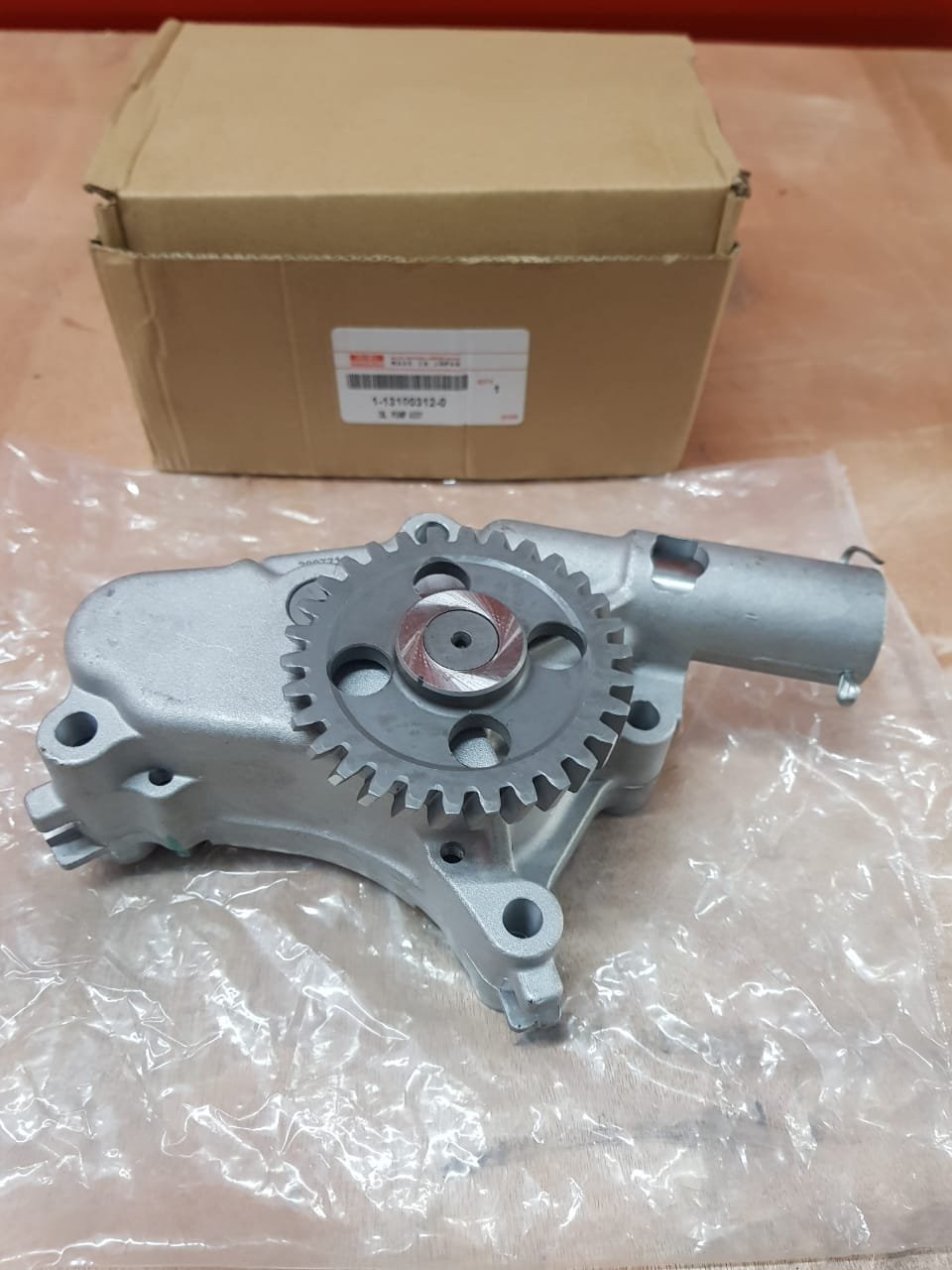 Bomba aceite motor Isuzu 6WG1, foto 2