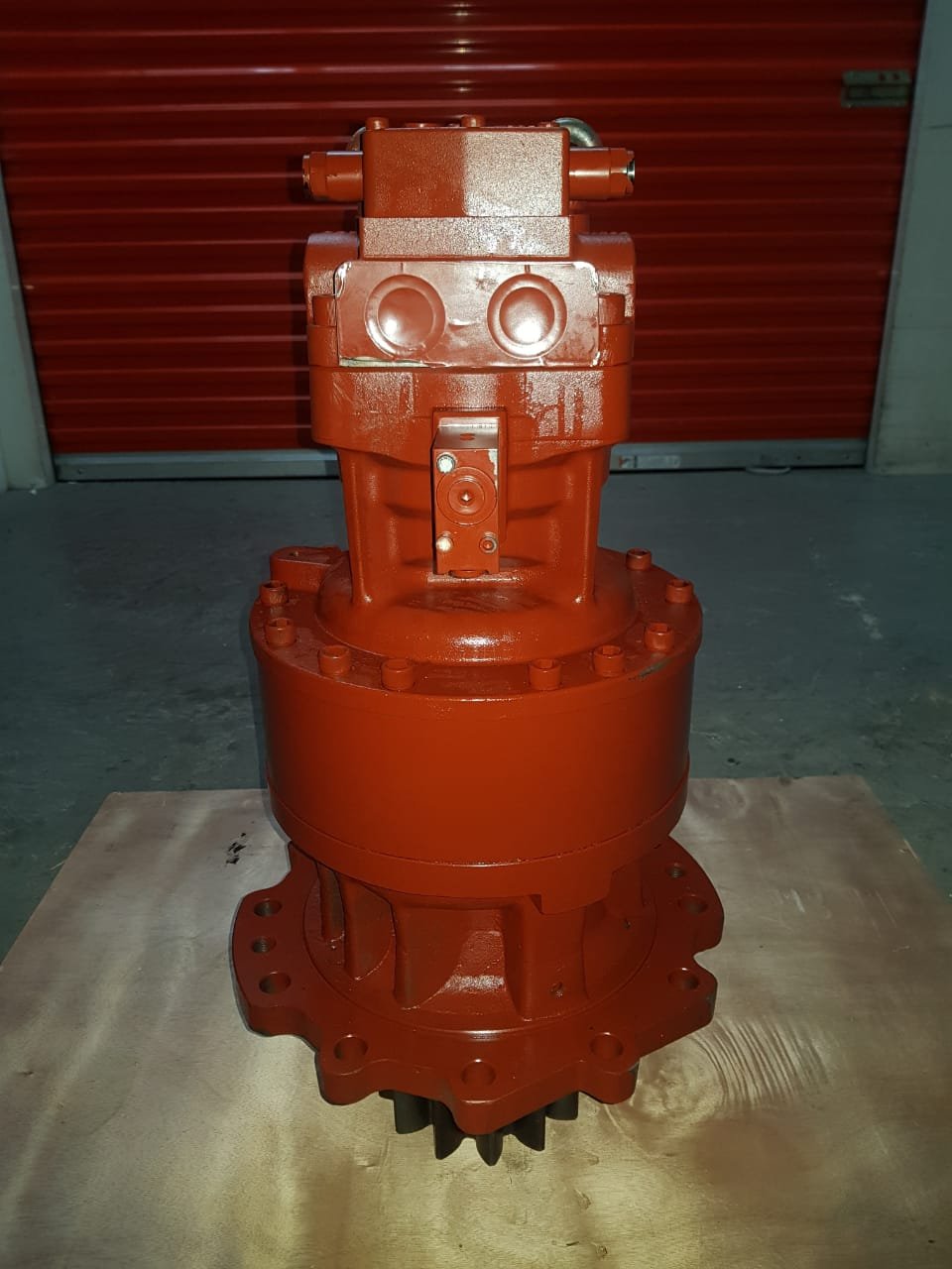 Moto Reductor Giro – Excavadora Liugong 922, XGMA 822, foto 3