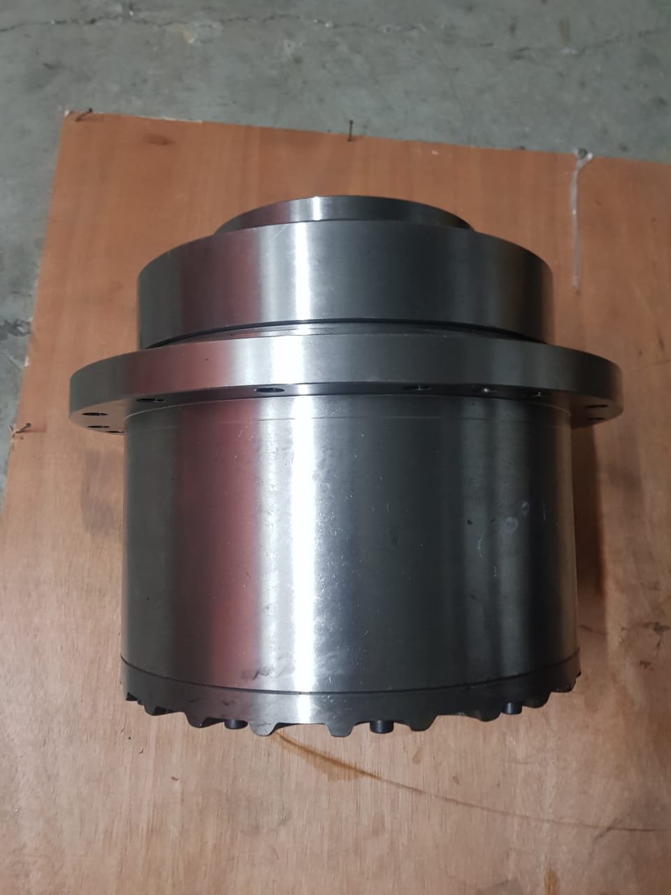 Reductor Traslacion – Excavadora CASE CX130-130B, foto 8