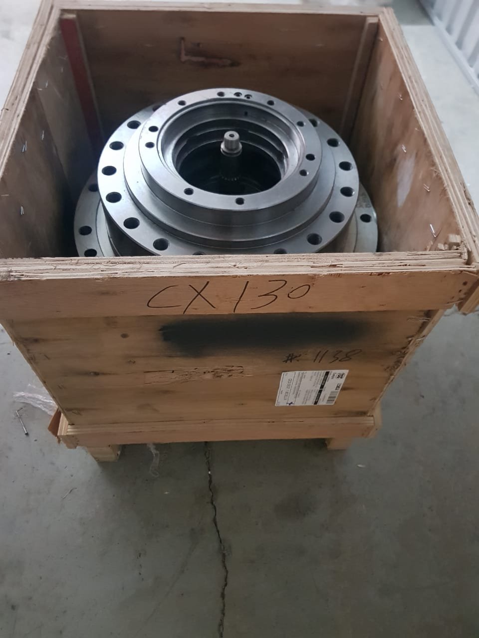 Reductor Traslacion – Excavadora CASE CX130-130B, foto 12