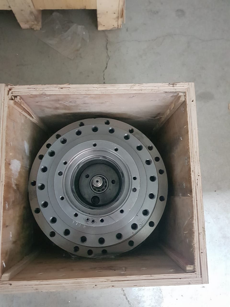 Reductor Traslacion – Excavadora CASE CX130-130B, foto 5