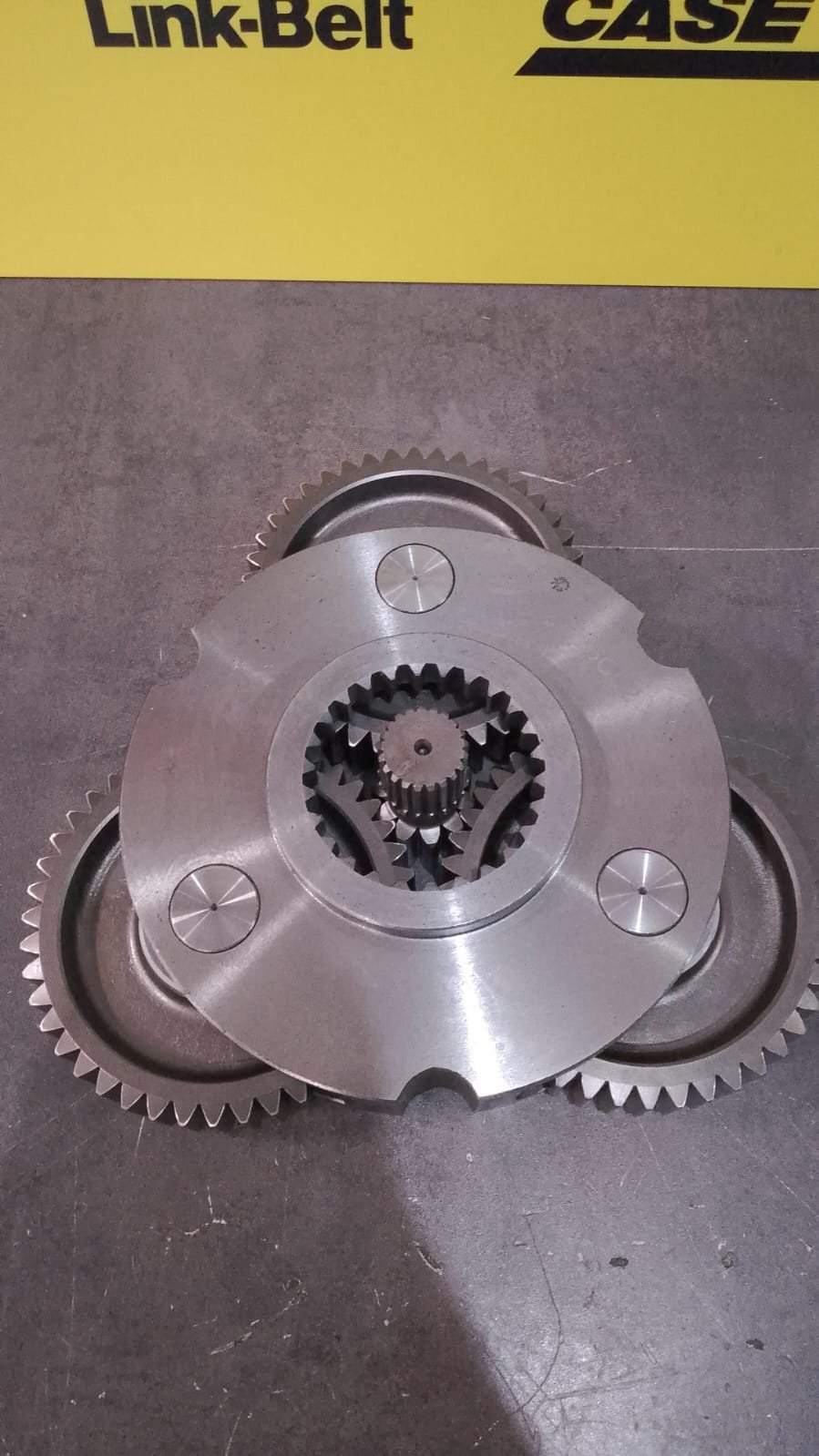 Carrier Externo (Pequeño) – Reductor de Traslación – Excavadora – Hyundai R210/220