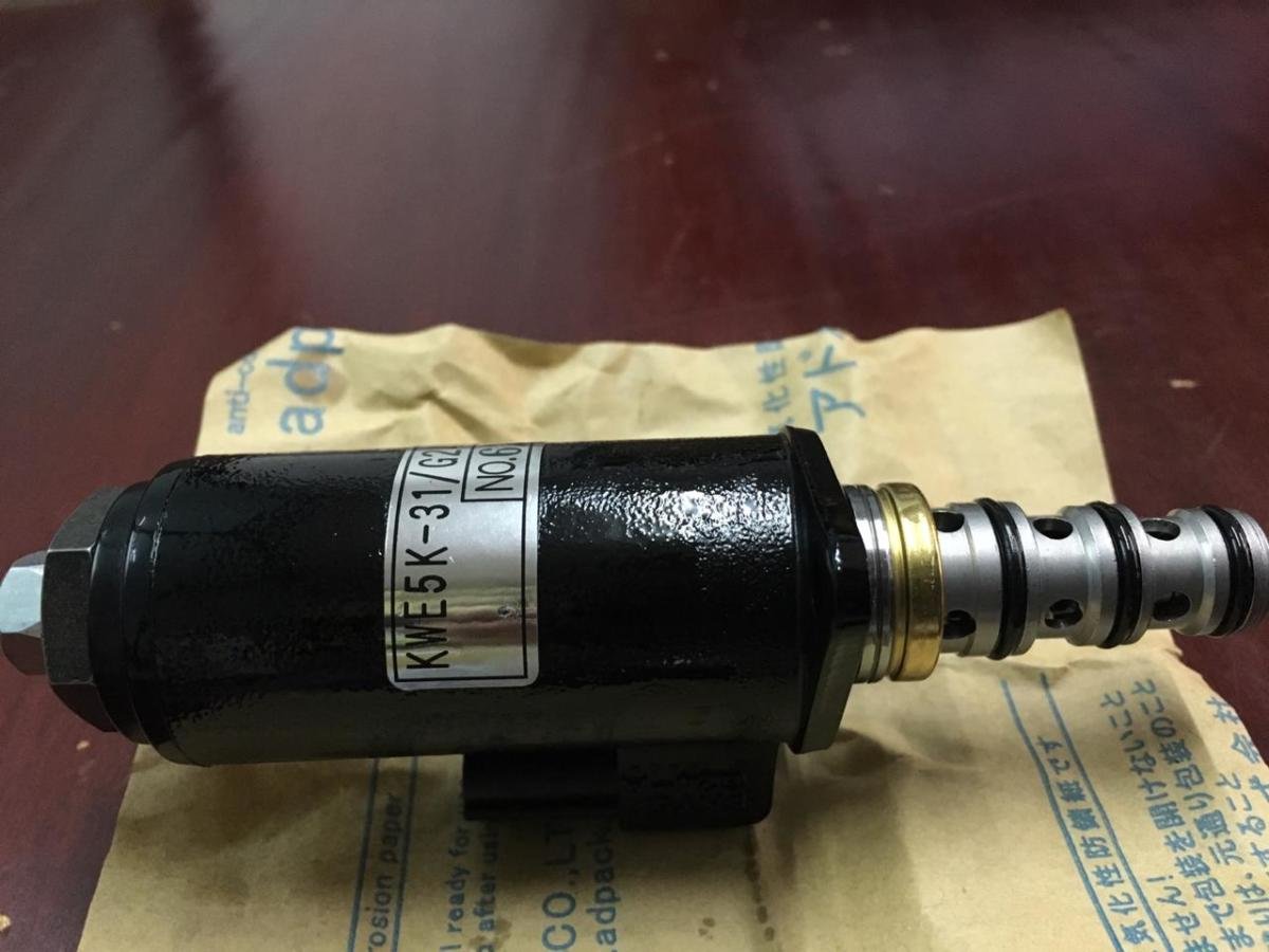 Válvula solenoide o electrovalvula punto rojo YN35V00050F1, foto 4