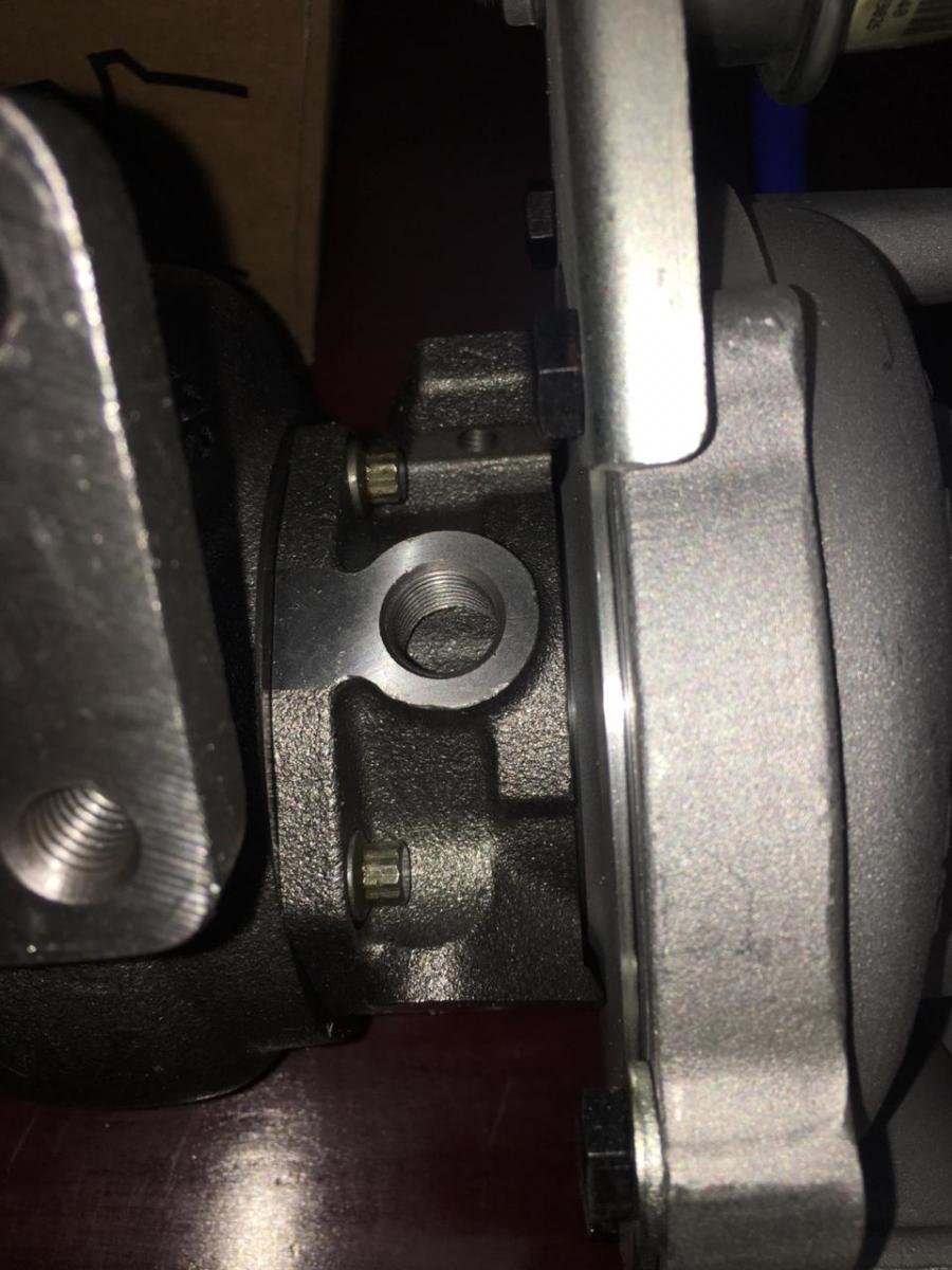 Turbo Garret para motor Hino J08 en Excavadora Kobelco SK350-8, foto 3