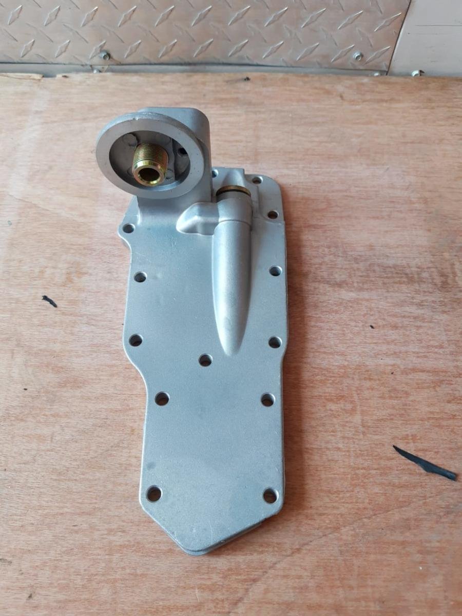 Tapa enfriador de aceite Cummins 6BT, foto 5