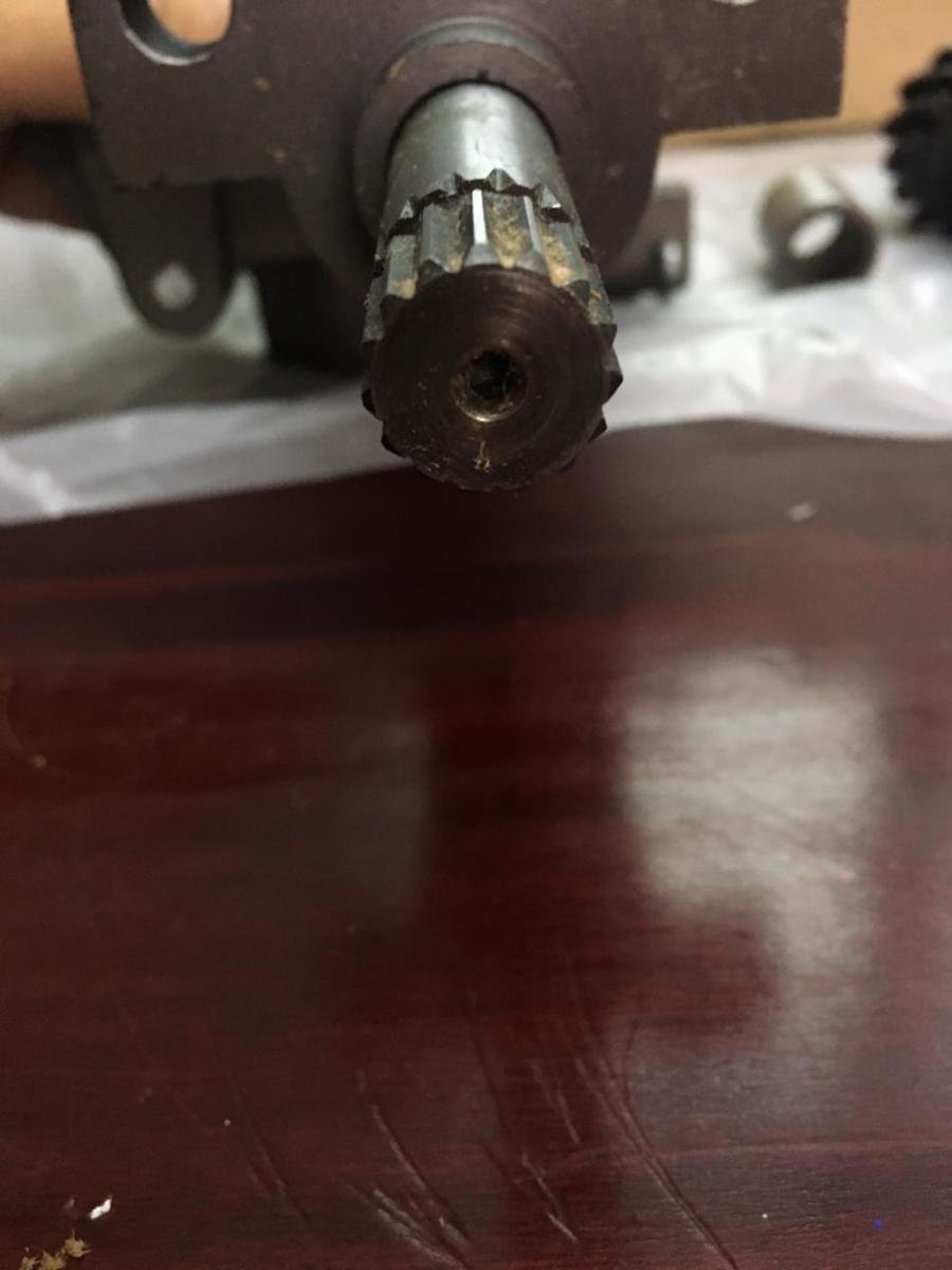 Bomba de aceite Isuzu 6BG1, foto 3