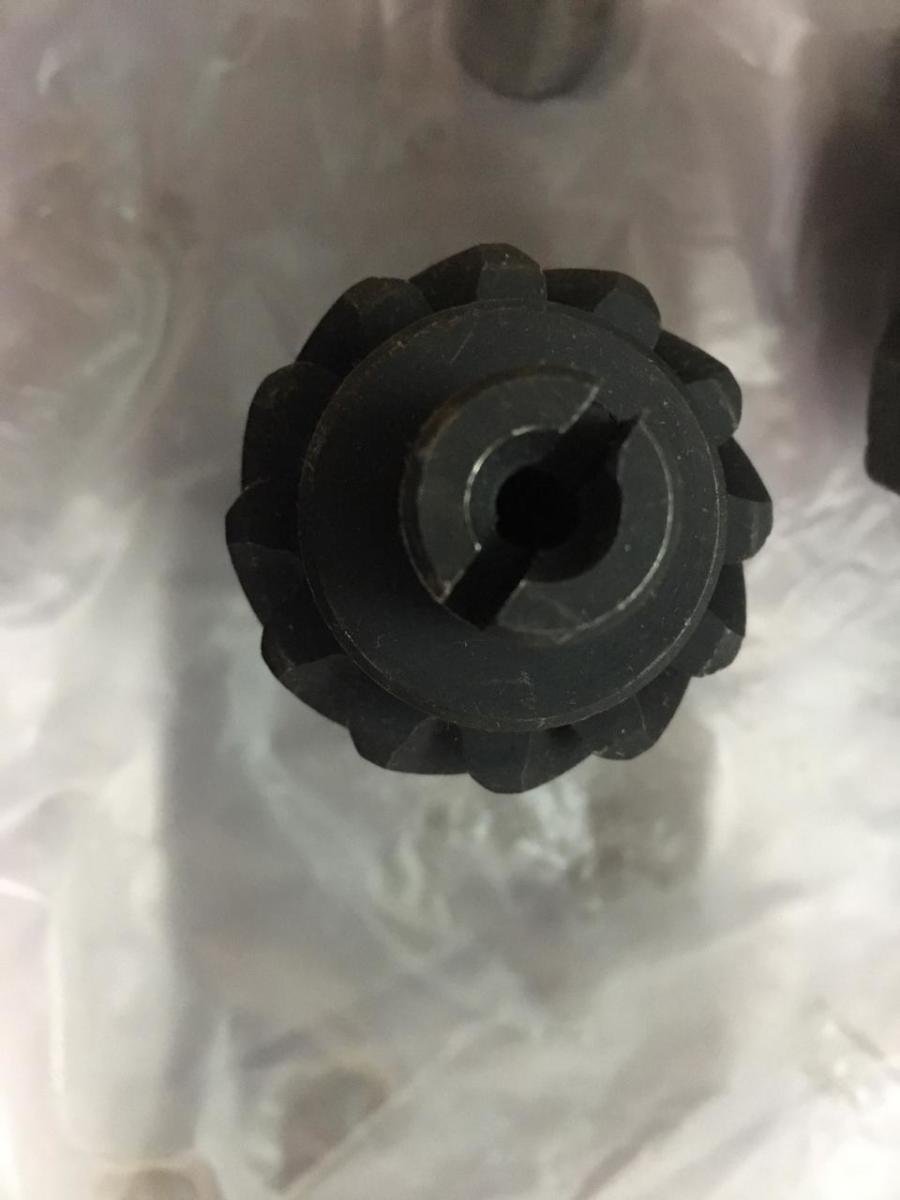 Bomba de aceite Isuzu 6BG1, foto 14