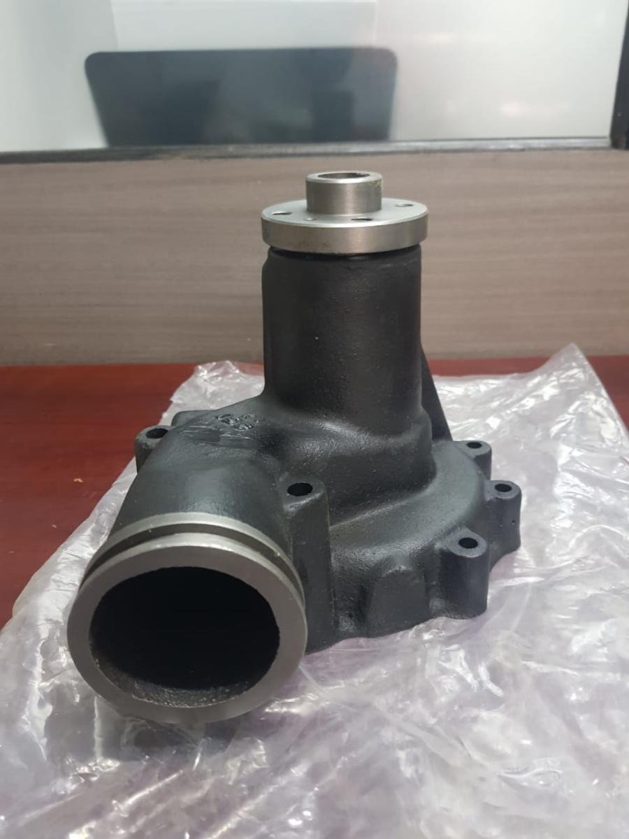 Bomba de agua Isuzu 6SD1, foto 2