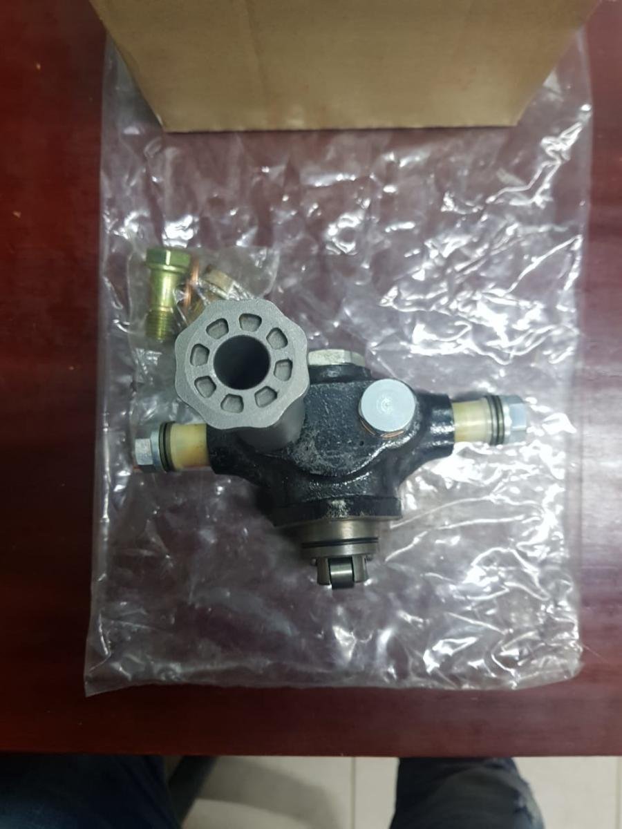Bomba de combustible Isuzu 6SD1, foto 3