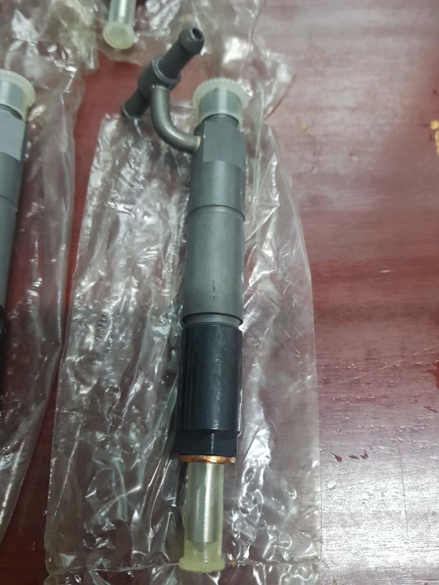 Inyectores Mitsubishi 6D34, foto 2