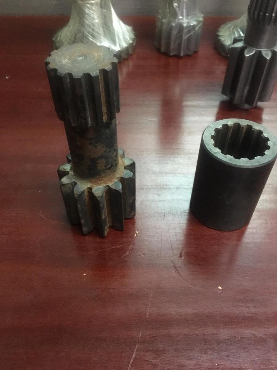 Eje motor traslación Kobelco SK220-4, foto 4