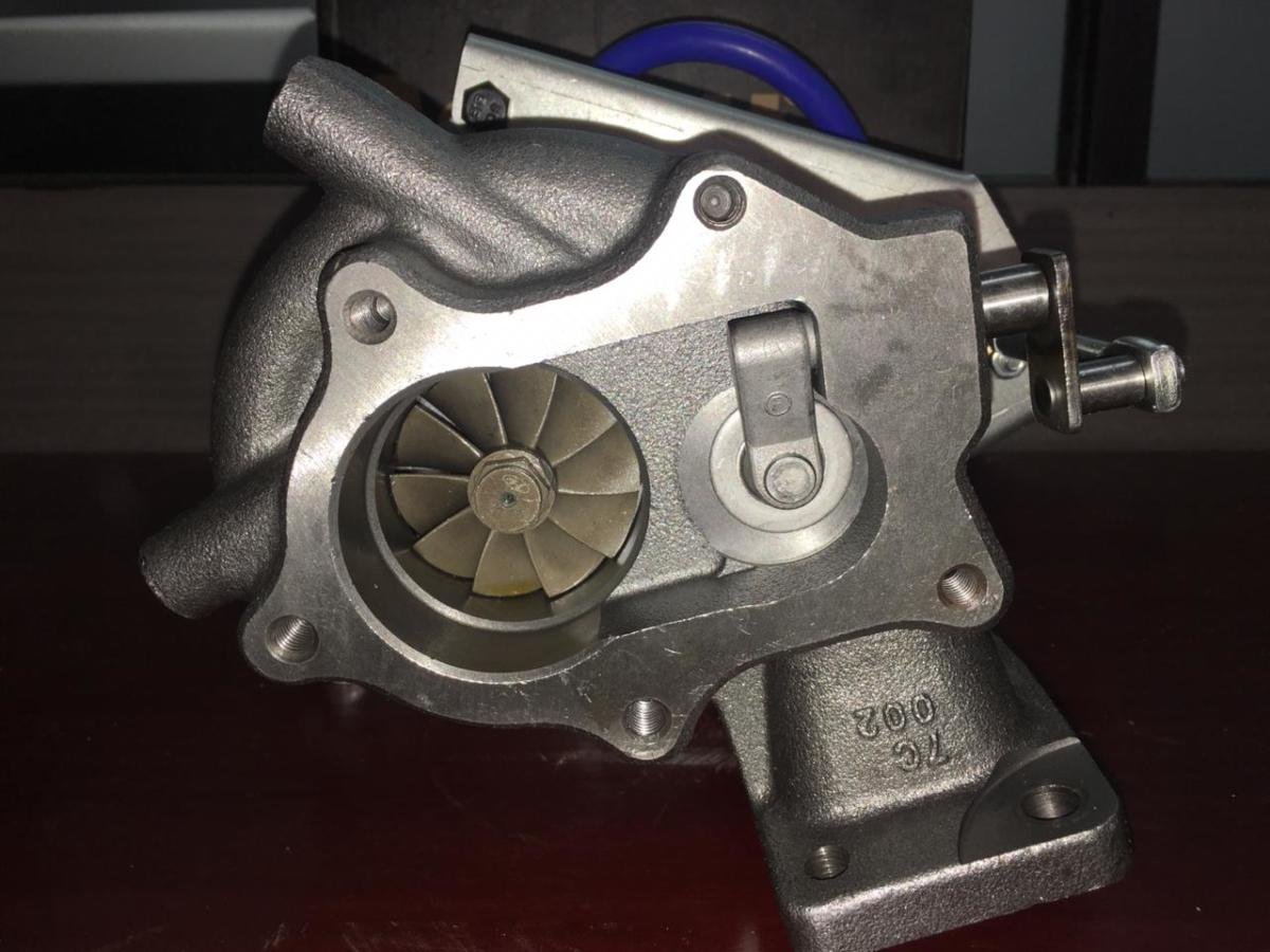 Turbo Garret para motor Hino J08 en Excavadora Kobelco SK350-8, foto 13
