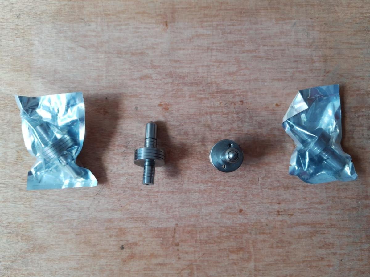 Balas de mandos de pedales para Kobelco SK 210 – 6, foto 4