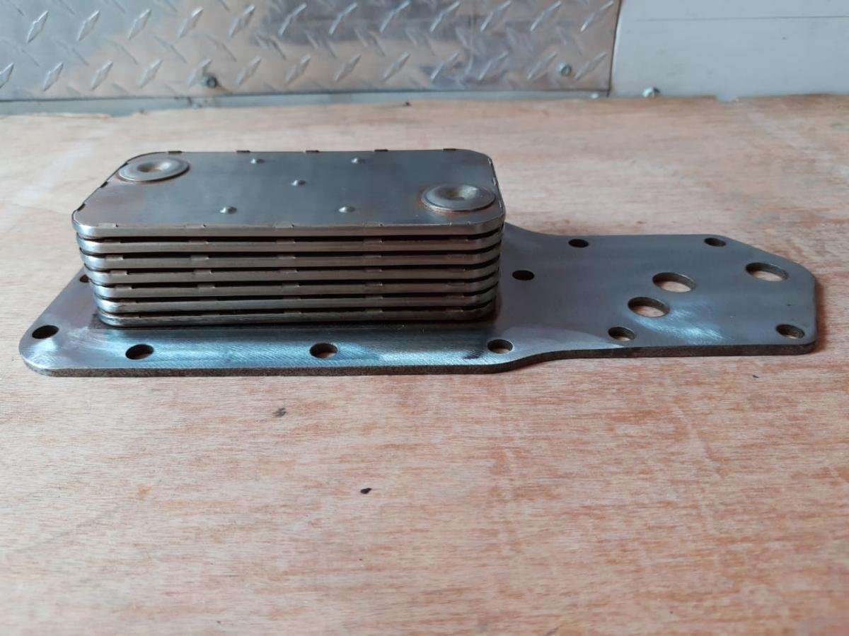 Enfriador de aceite motor Cummins 6BT, foto 6