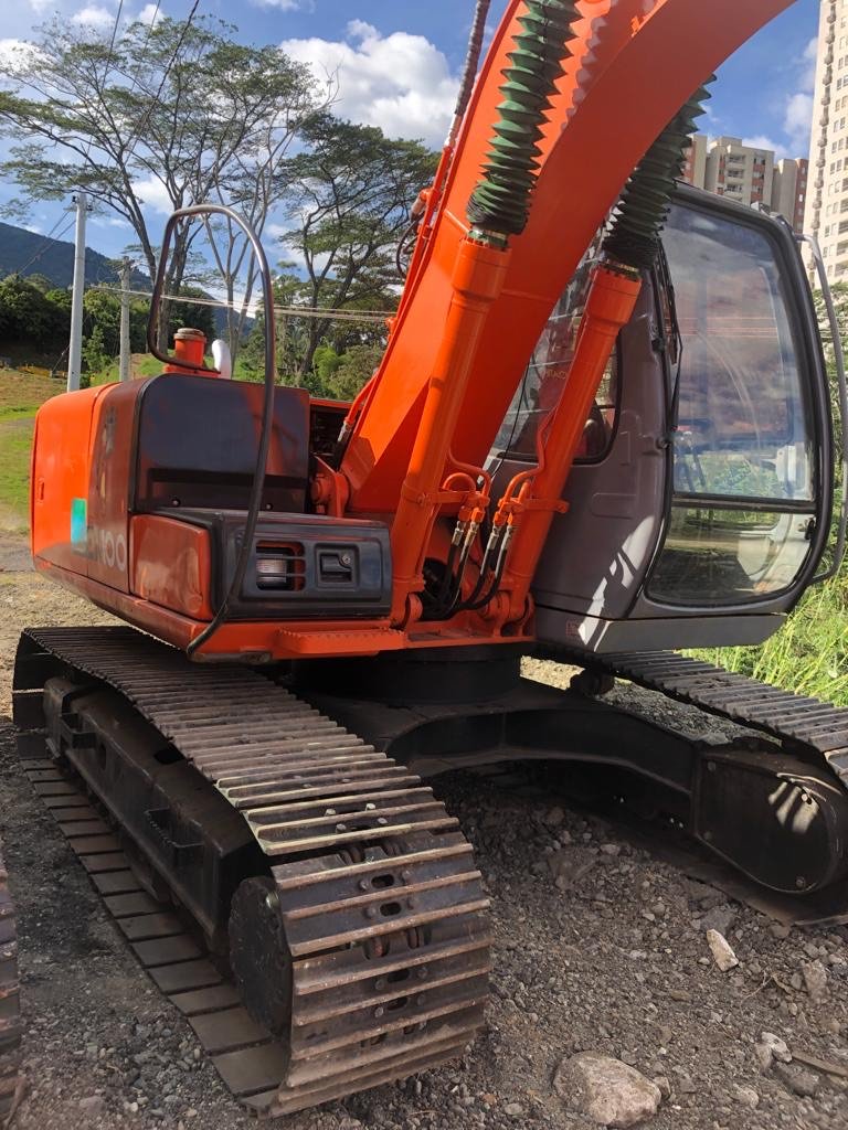 Excavadora HITACHI EX100-5, foto 7