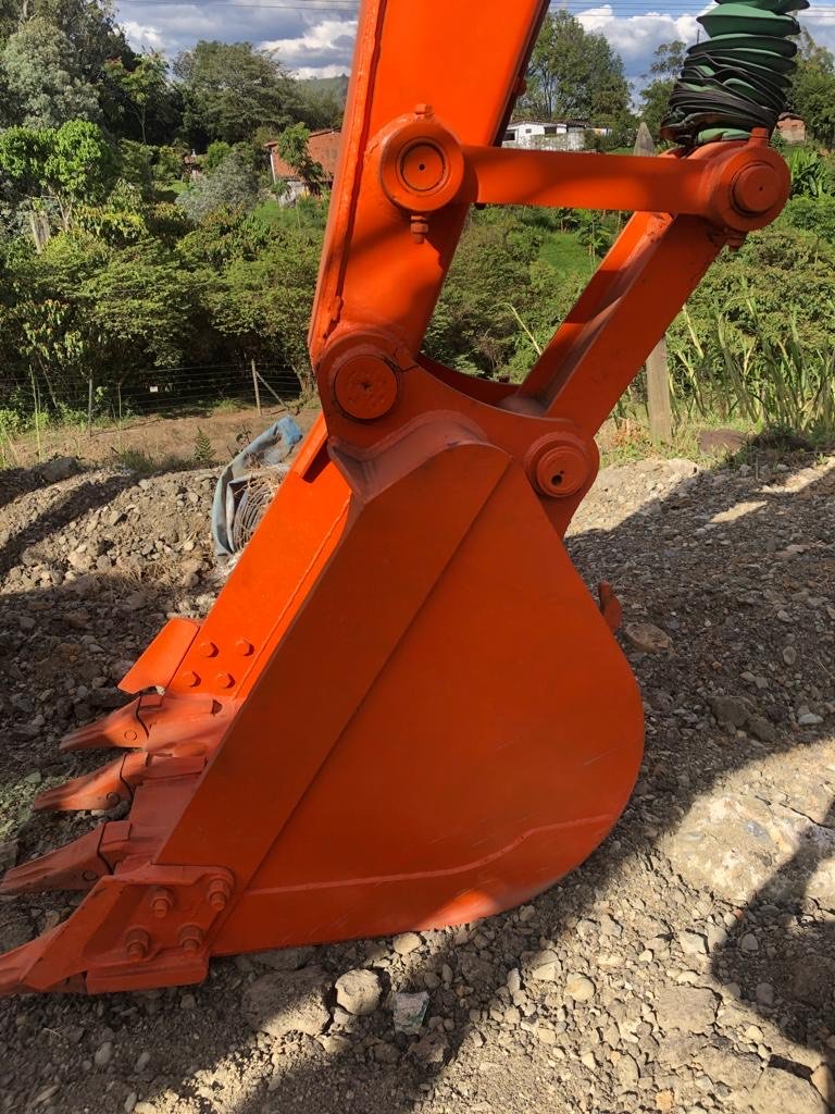 Excavadora HITACHI EX100-5, foto 12