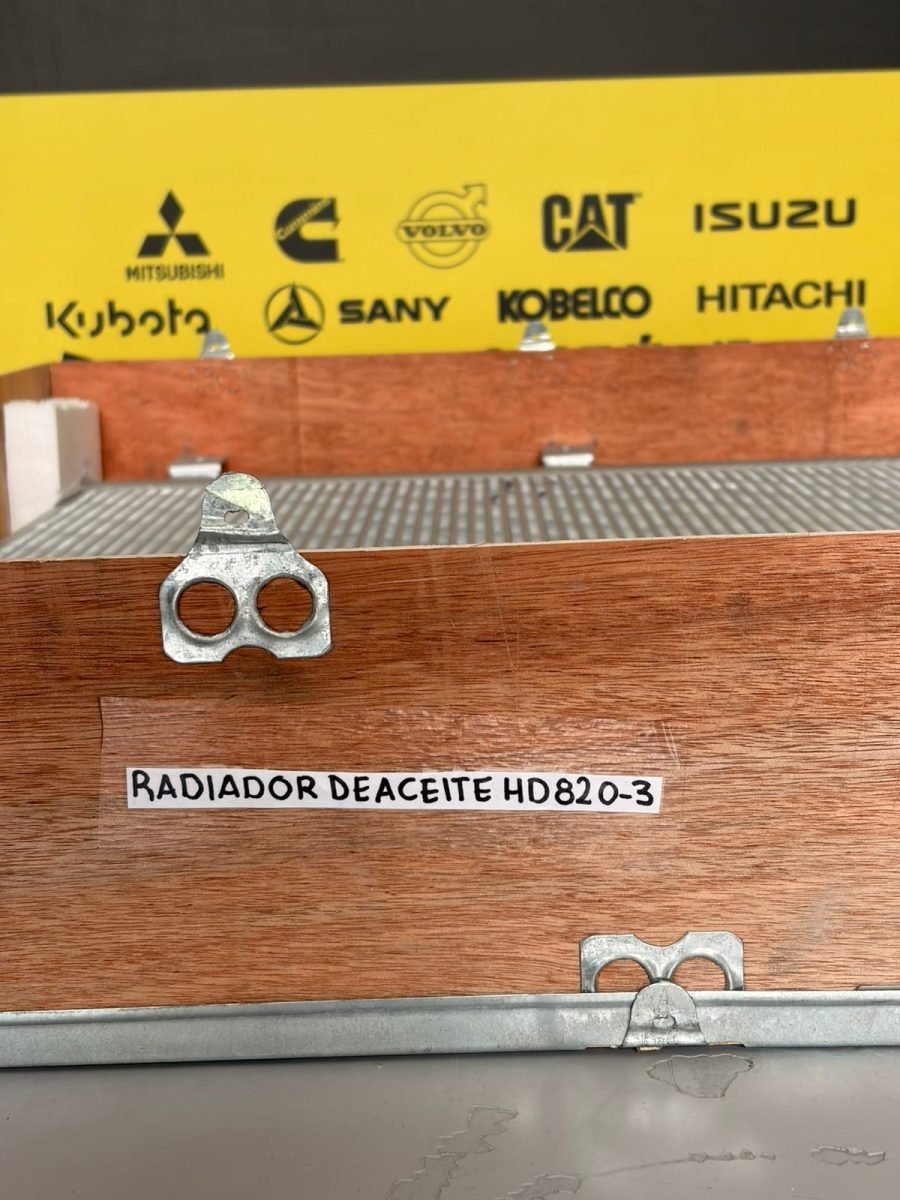 Radiador o Enfriador de Aceite Hidráulico, Kato 820-3 Kato 820R, foto 2